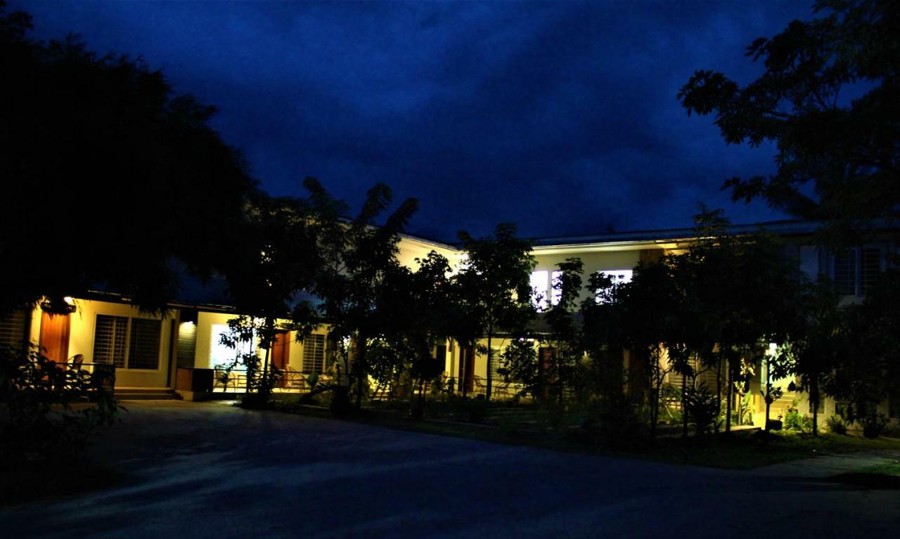 My Parents Guesthouse Kampot Εξωτερικό φωτογραφία